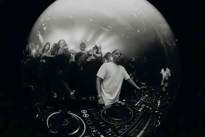 Felo Le Tee – Spotong ft. Mellow & Sleazy